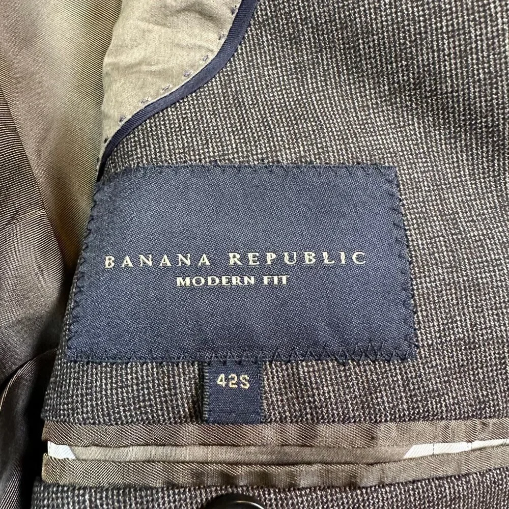 Banana Republic Modern Fit Men's Suit Sport Coat Jacket 100% Wool Size 42 Short